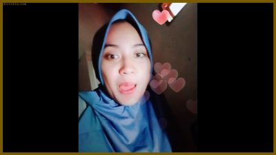 Hafizahh Host Jilbab Show Bugil Colmek Live Buat Pascol