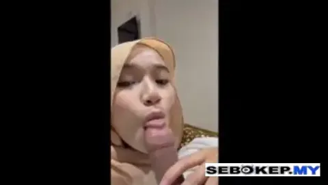 Bokep Indo Sepongan Nikmat Uhkty Nakal