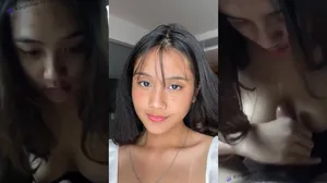 Ayang Minta Kocokin di Tetek Pacar Cakep